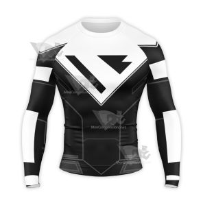 Superman Superman Beyond Refined Black Long Sleeve Compression Shirt